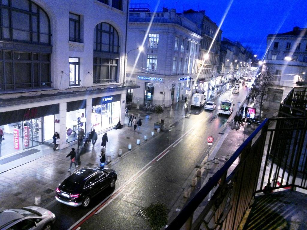 Uxco Republique Aparthotel Avignon Exterior photo